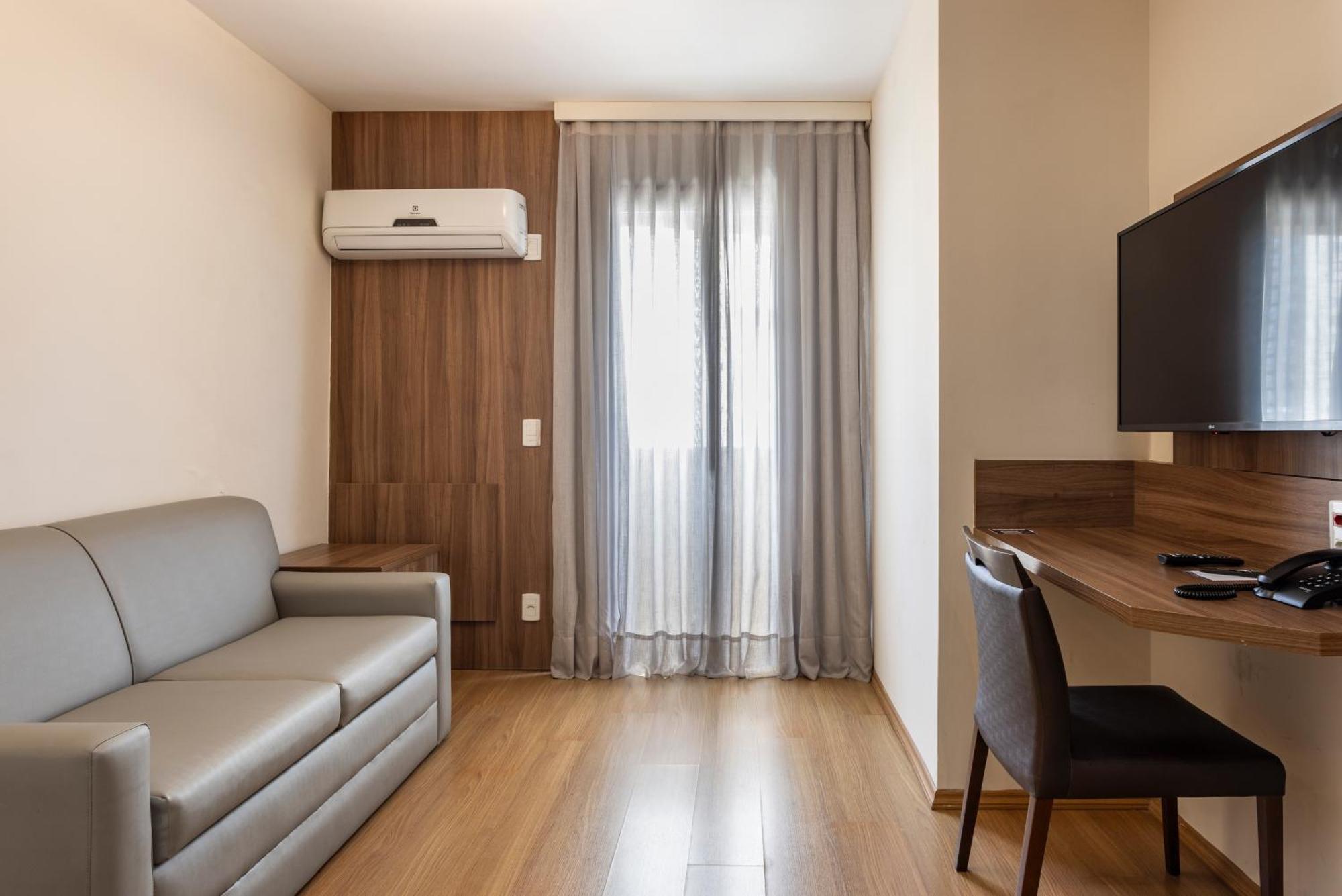Hotel Blue Tree Towers Millenium Porto Alegre Extérieur photo