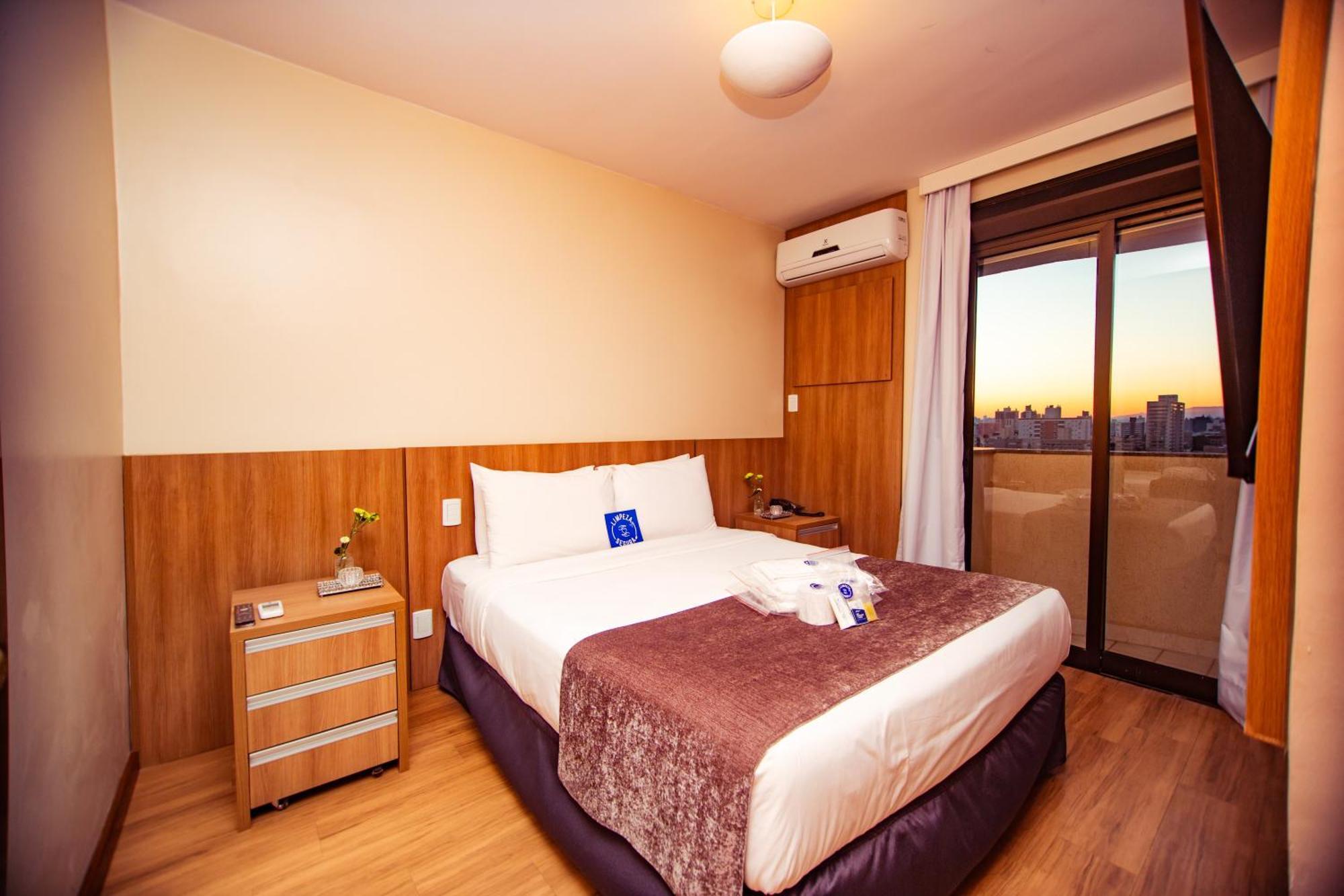 Hotel Blue Tree Towers Millenium Porto Alegre Extérieur photo
